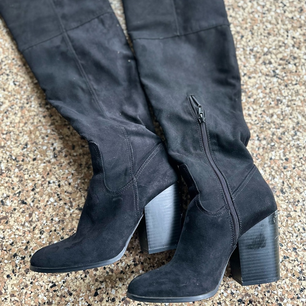 Womens Black Suede mid calf boots